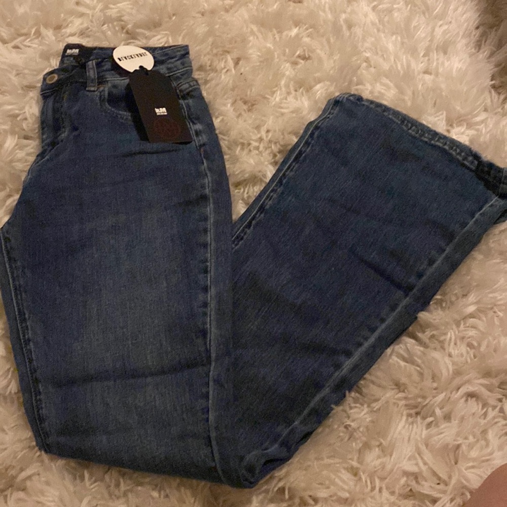 NWT black label Finley flare jeans